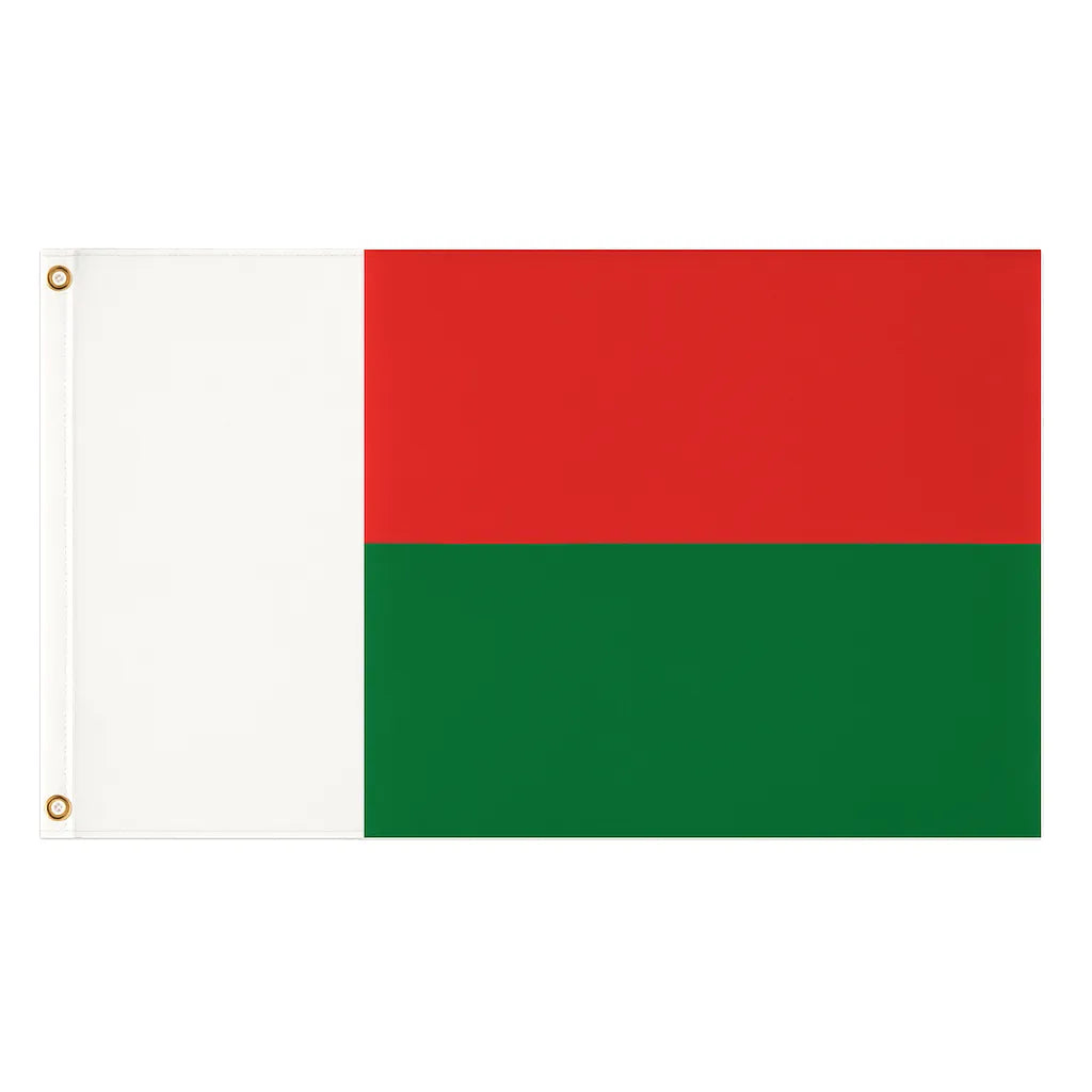 Madagascar novelty flag – national design with brass eyelets, ships from the UK