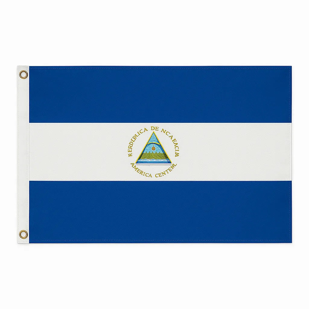 Nicaragua novelty flag – national design with brass eyelets, ships from the UK